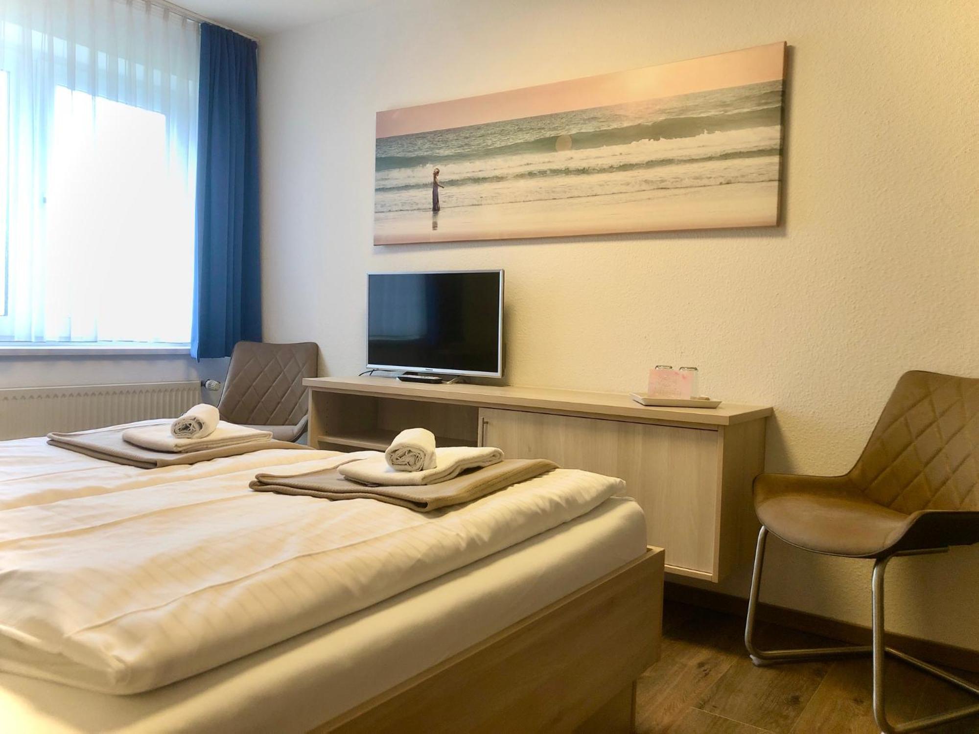Gruenblau Relax Pension & Apartments 로스토크 외부 사진