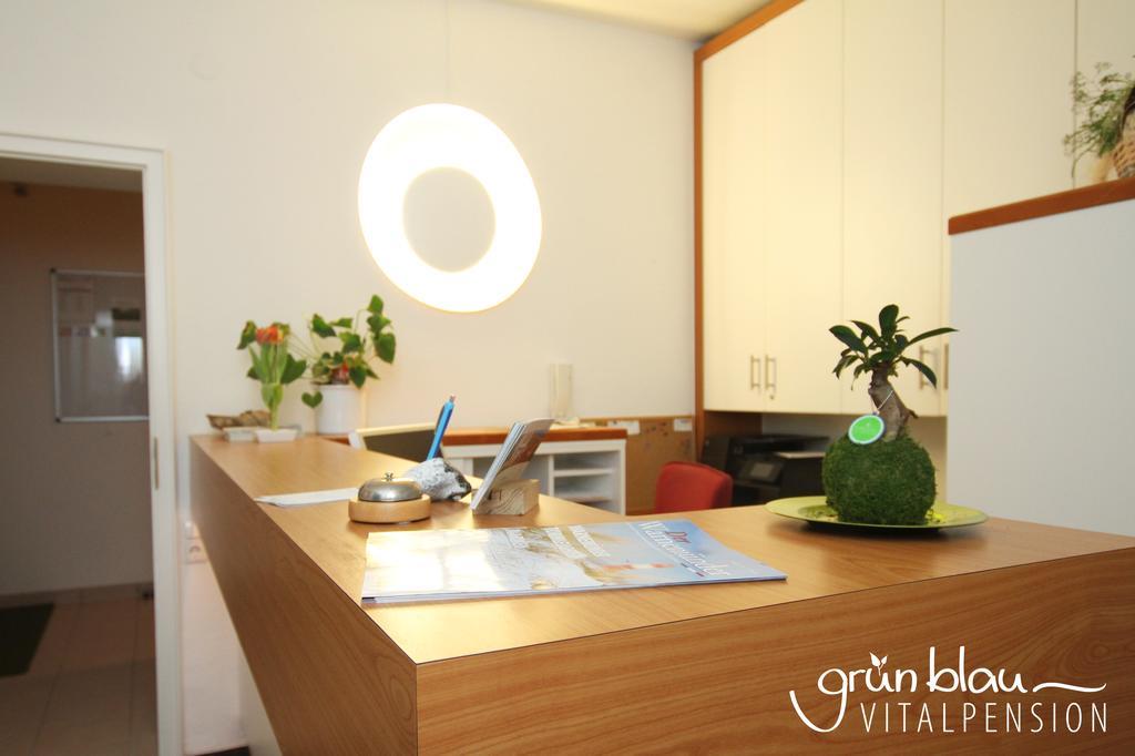 Gruenblau Relax Pension & Apartments 로스토크 외부 사진