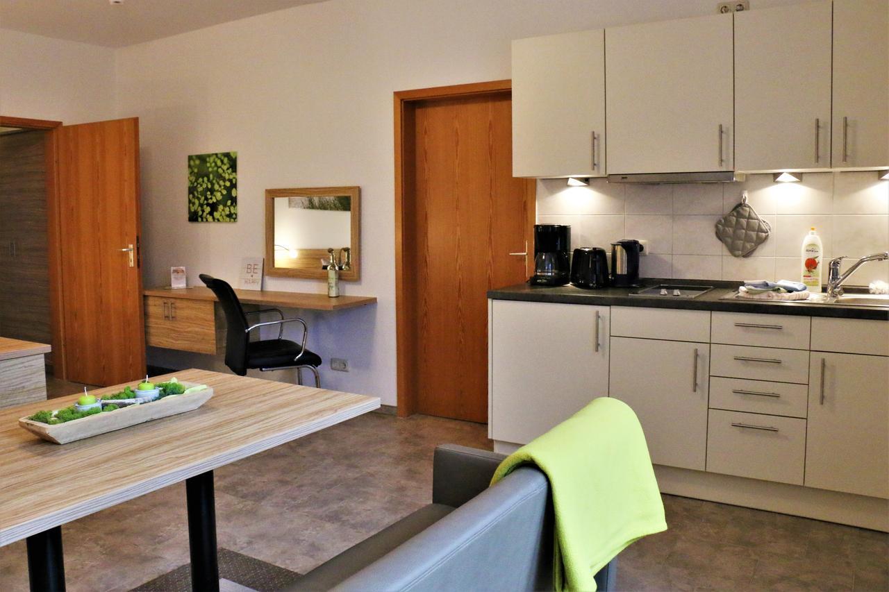 Gruenblau Relax Pension & Apartments 로스토크 외부 사진