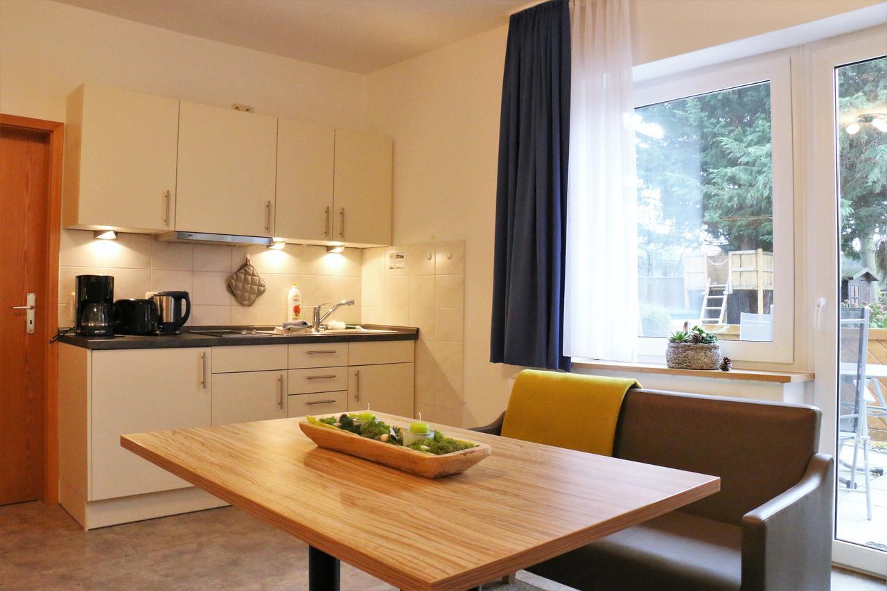 Gruenblau Relax Pension & Apartments 로스토크 외부 사진