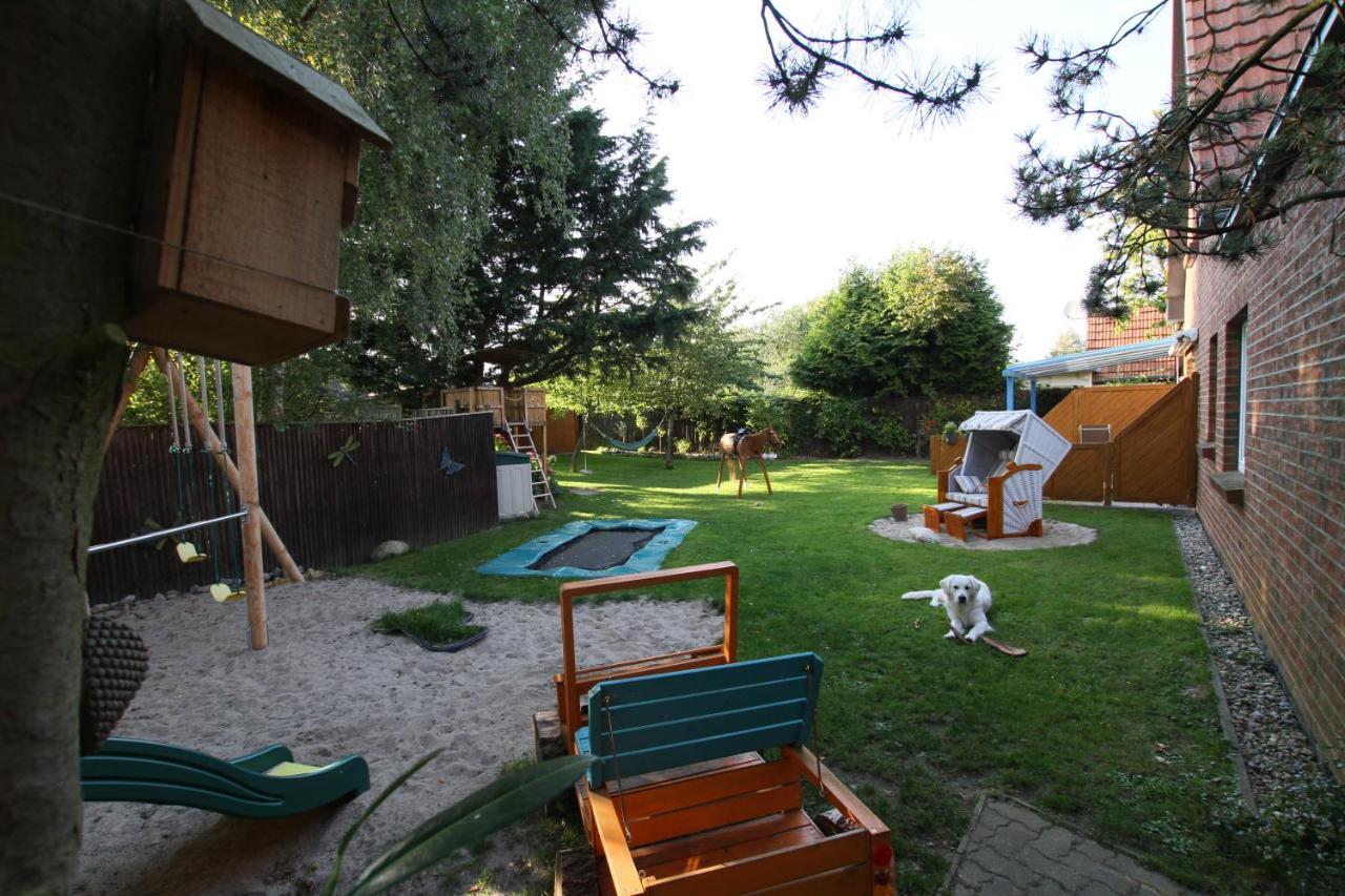 Gruenblau Relax Pension & Apartments 로스토크 외부 사진